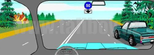 Yaşayış məntəqəsindən kənarda minik avtomobilində sol zolaqla hansı sürətlə hərəkəti davam etdirə bilərsiniz?